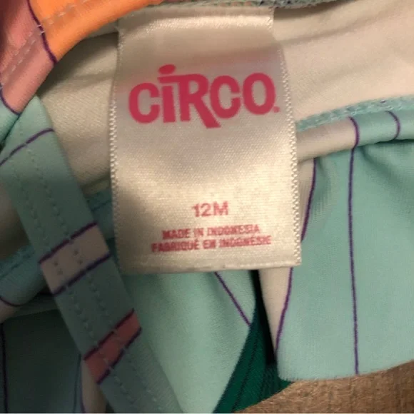 Circo flowery baby swimsuit 12 months - Picture 3 of 3